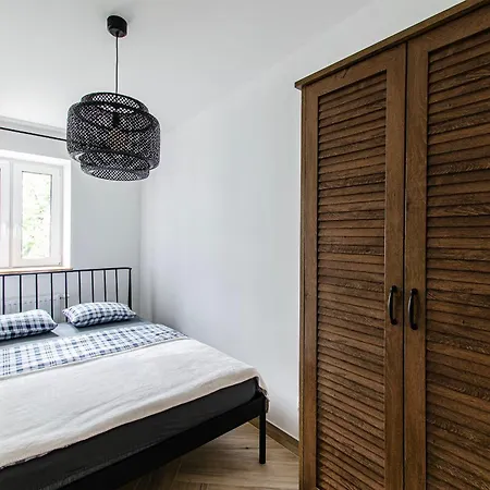 12a Loft Apartment- Modern Flat With Kitchen And Bathroom *