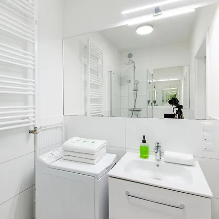 12a Loft Apartment- Modern Flat With Kitchen And Bathroom Wrocław